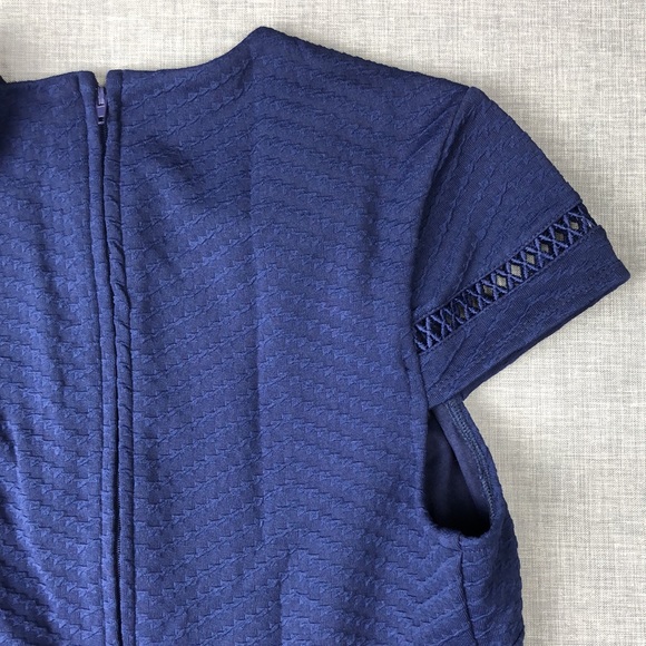 City Studio Navy Textured Dress Homecoming 3 & 7 - Picture 6 of 6